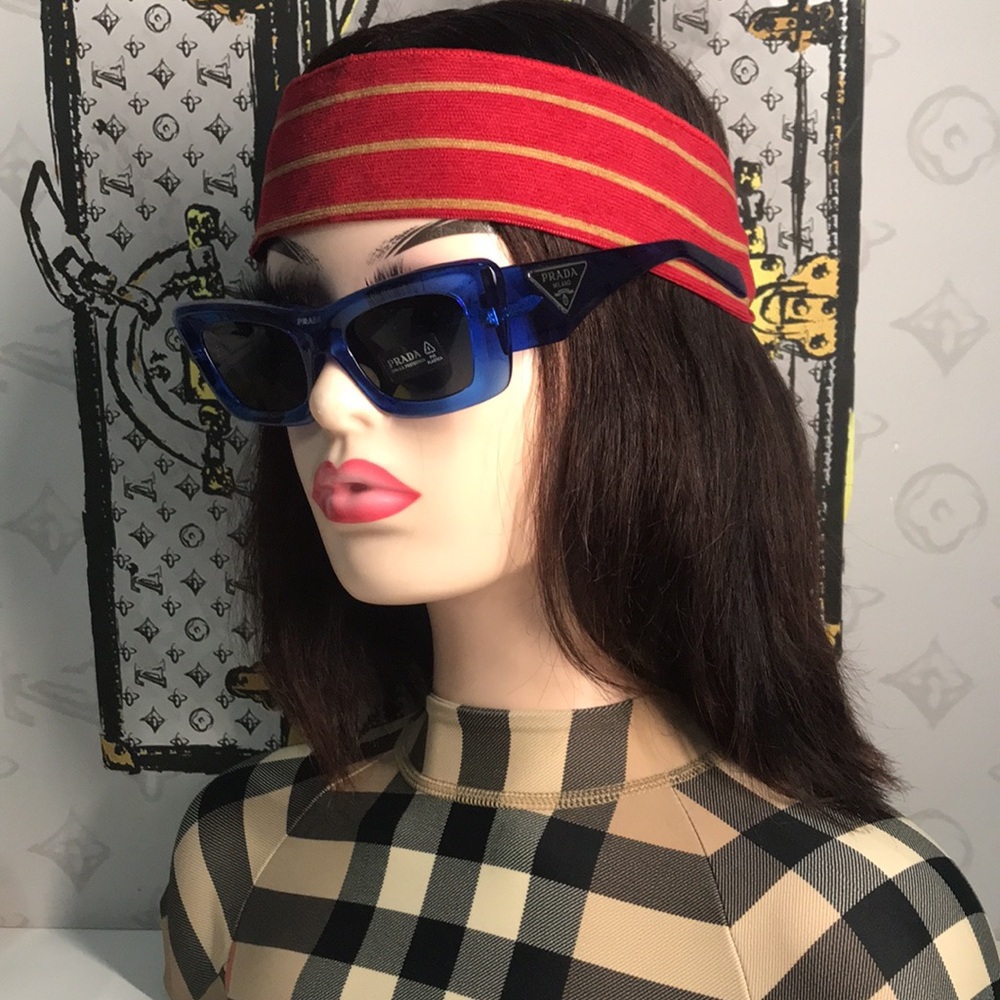 New Authentic Prada PR13Z Sunglasses – Blue Frame / Grey Lenses, Square Shape